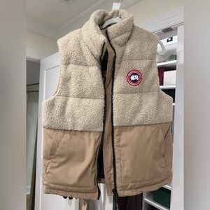 Canada Goose Women’s Elora Down Vest